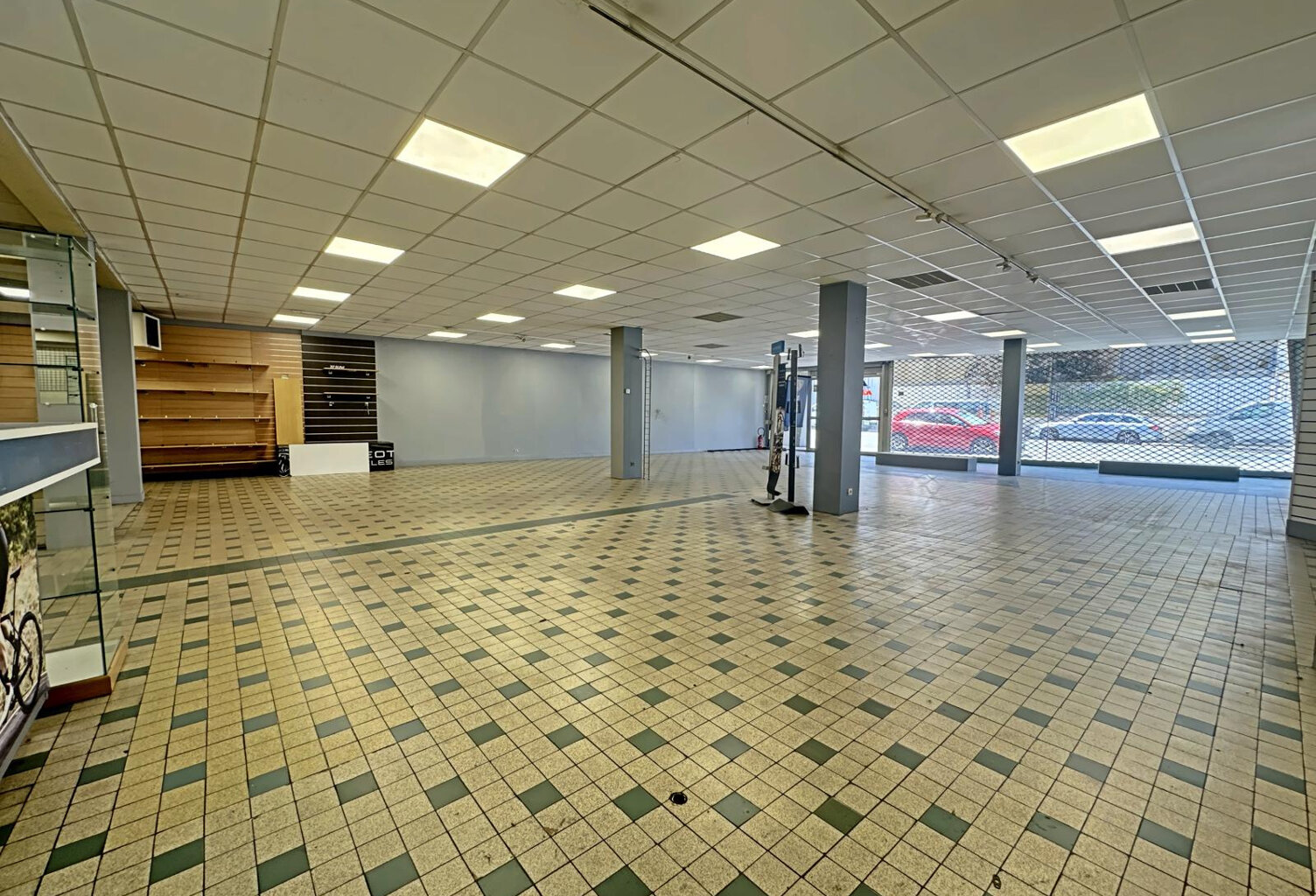 Emplacement commercial  - PREMIUM - — photo 1