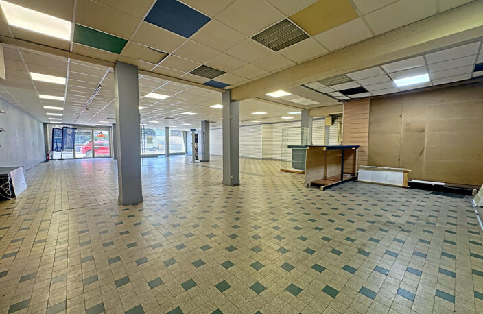 Emplacement commercial  - PREMIUM - — photo 2