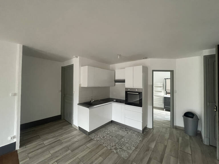 Immeuble avec 9 appartements et un local commercial — photo 1