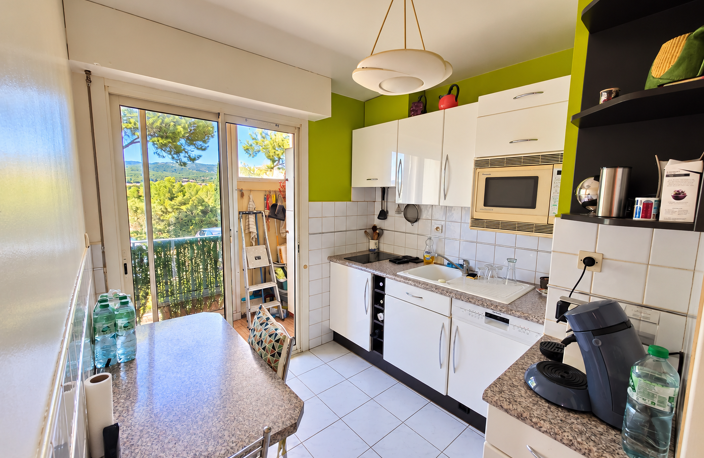 Appartement T2 de 48,43 m2 avec terrasse, véranda, ascenseur — photo 4