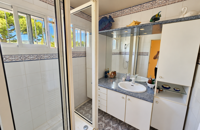 Appartement T2 de 48,43 m2 avec terrasse, véranda, ascenseur — photo 5