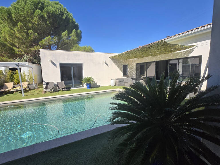 A vendre Villa d'architecte  piscine et studio — photo 1