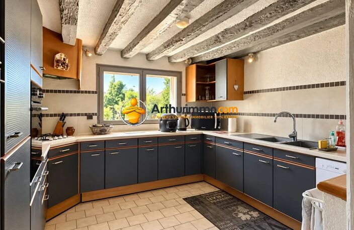 Maison T9  - 197.95m² - Terrain 1524m²  - DPE D — photo 2
