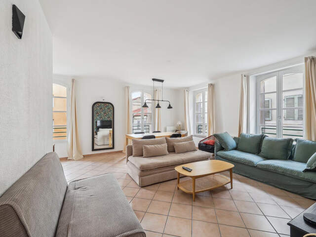 T3 rénové   Lumineux   Marseille 1er - Belsunce — photo du bien
