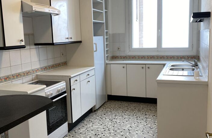 Location appartement 3 pièces 74 m² à Lyon 5 (69005) — photo 3