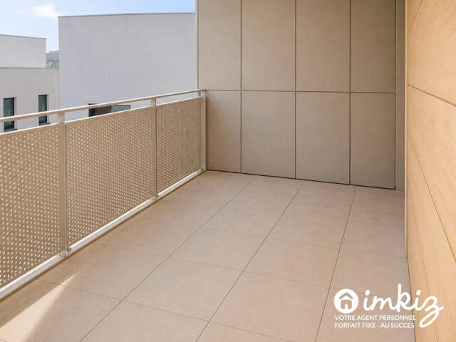 Duplex 5 pièces dernier étage avec terrasse — photo du bien