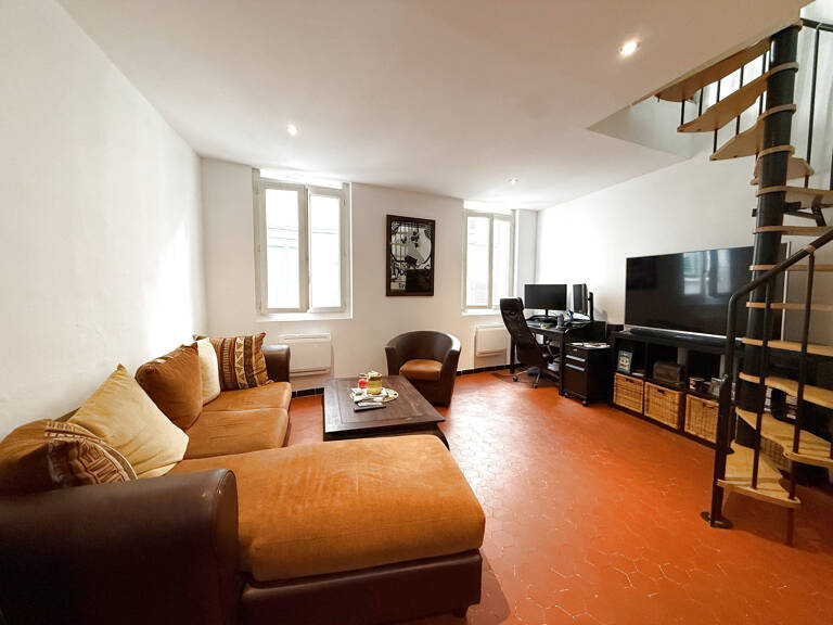 OLLIOULES - EXCLUSIVITÉ - TYPE 2 CENTRE VILLE BAIL EN COURS — photo 1