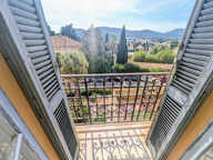 T3 55 m2 exposé Sud avec balcon - Hyères — photo 4