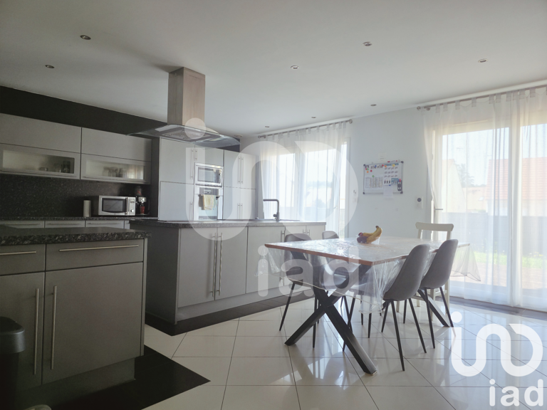 Vente Maison/villa 9 pièces — photo 1