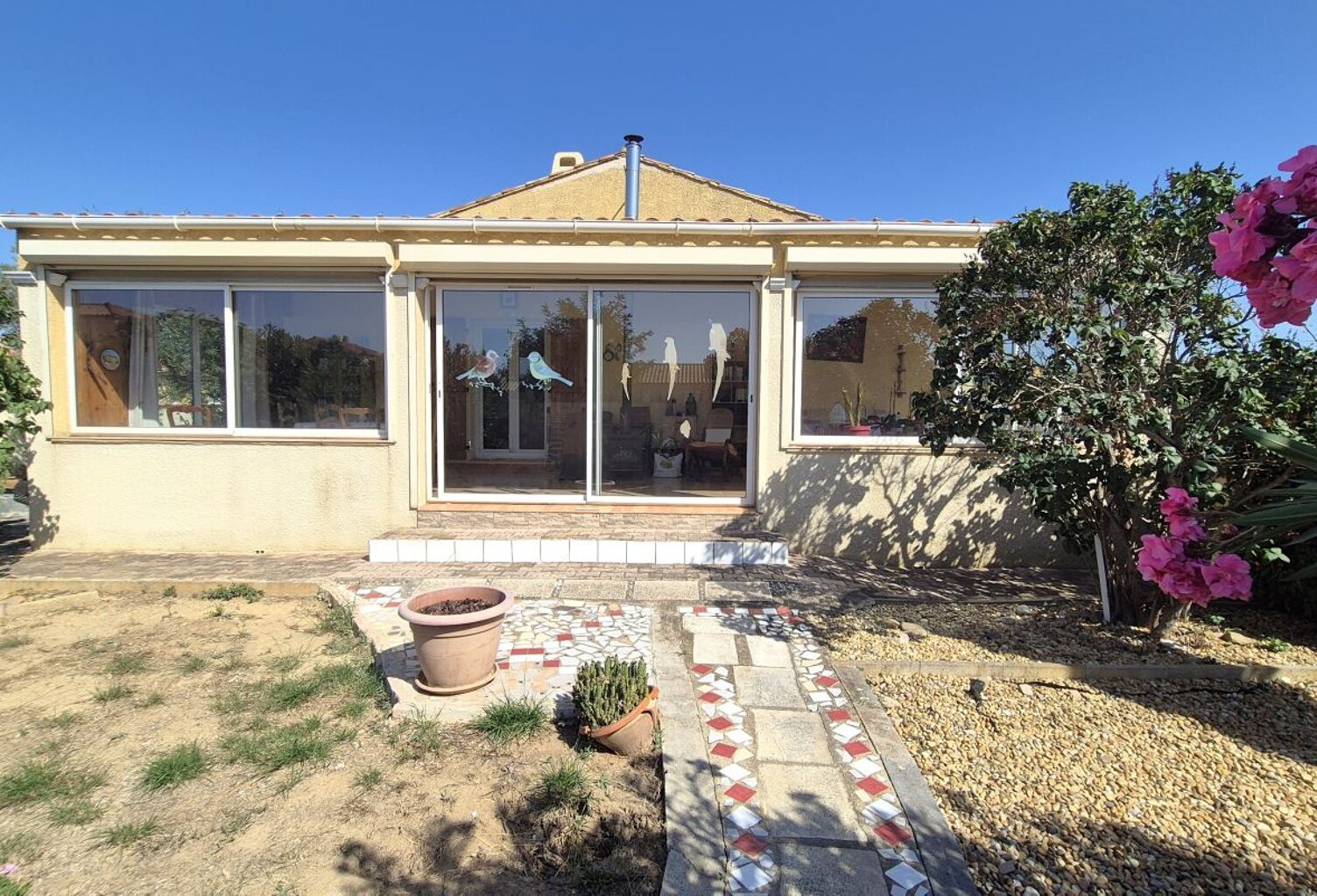 Villa Terrain, carport avec fosse, — photo 1