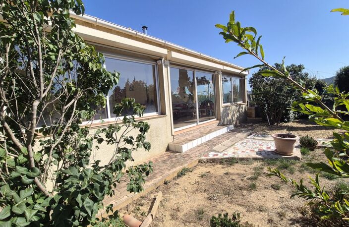 Villa Terrain, carport avec fosse, — photo 4