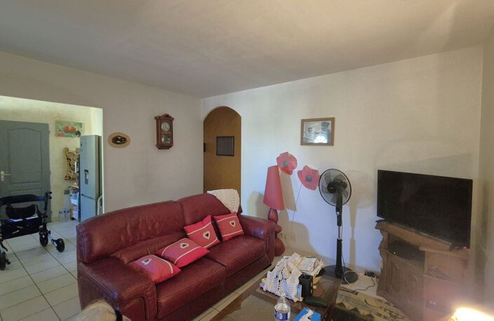 Villa Terrain, carport avec fosse, — photo 5