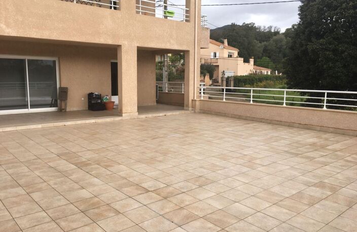 3 Pièces — photo 2