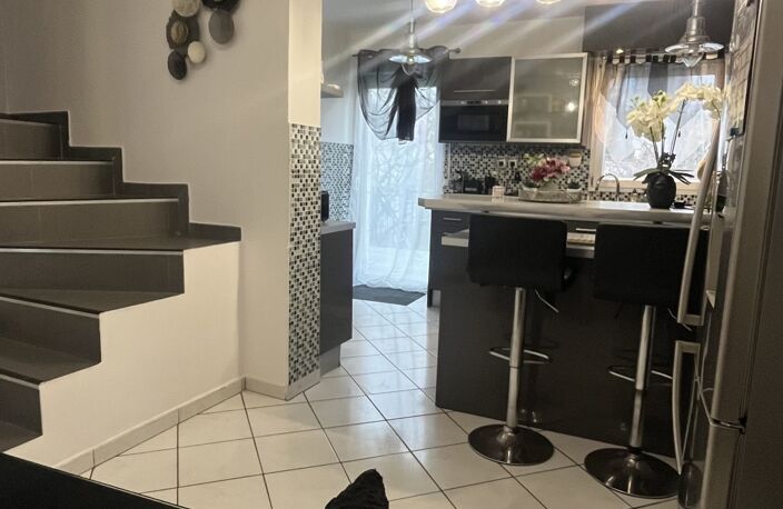 Vente Maison de ville 8 pièces — photo 3