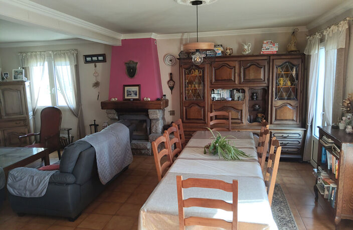 A vendre à LANNILIS MAISON TRADITIONNELLE DE 125 M2 — photo 2