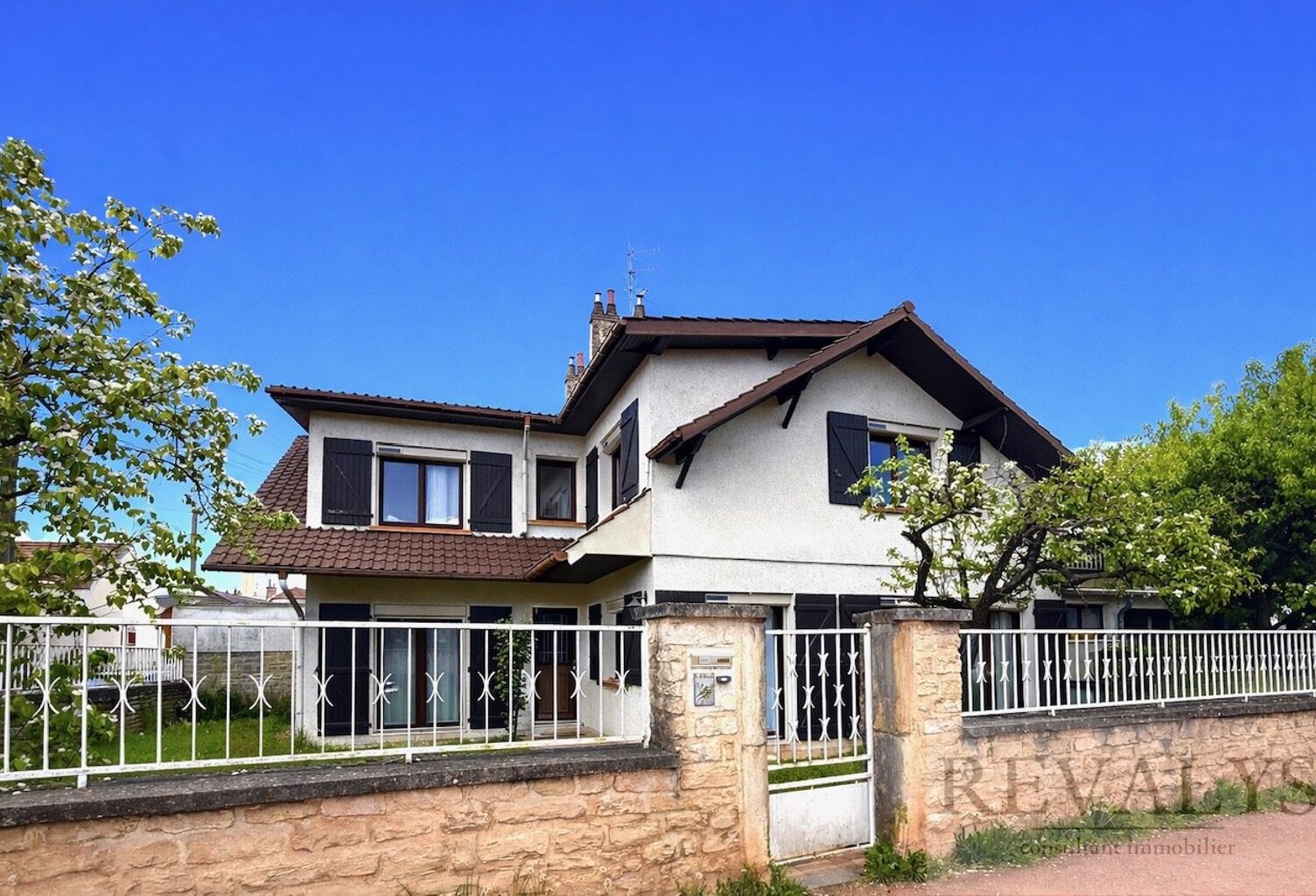 Maison — photo 1