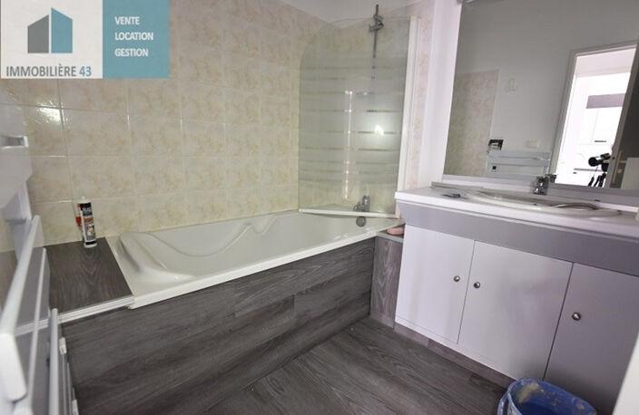 APPARTEMENT T4 LE PUY EN VELAY - 4 pièce(s) - 84 m2 — photo 5