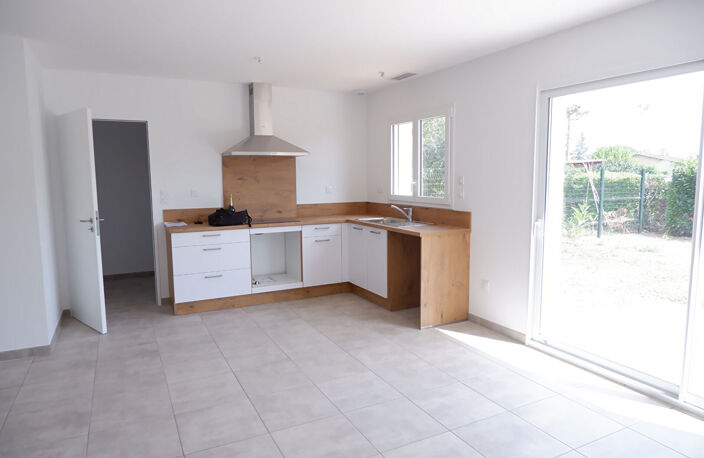 Maison T4 de 89 m²  - avec jardin et garage — photo 2