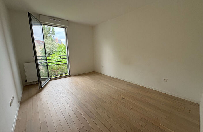 Appartement  à vendre sur la commune de L'Isle Adam - 2 chambres, 63 m² — photo 3