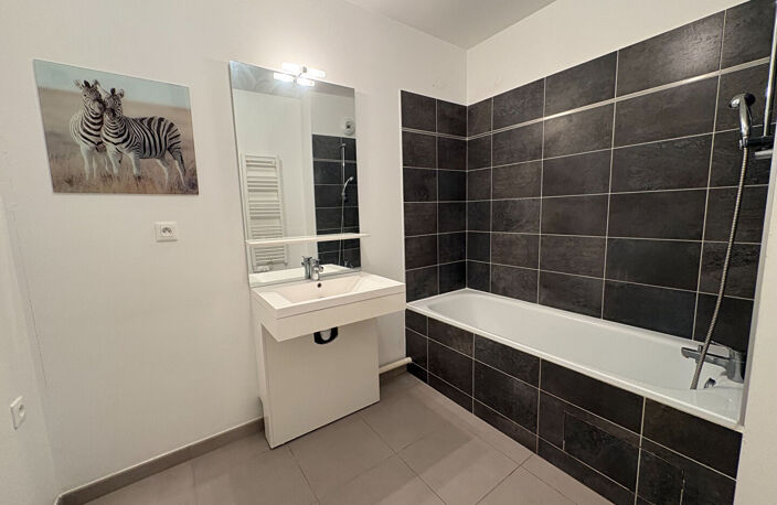 Appartement  à vendre sur la commune de L'Isle Adam - 2 chambres, 63 m² — photo 4