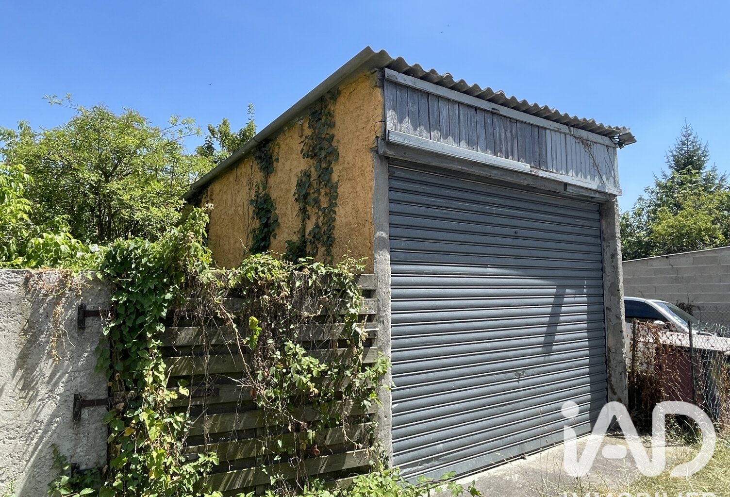 Vente Garage 32 m&sup2; — photo 1