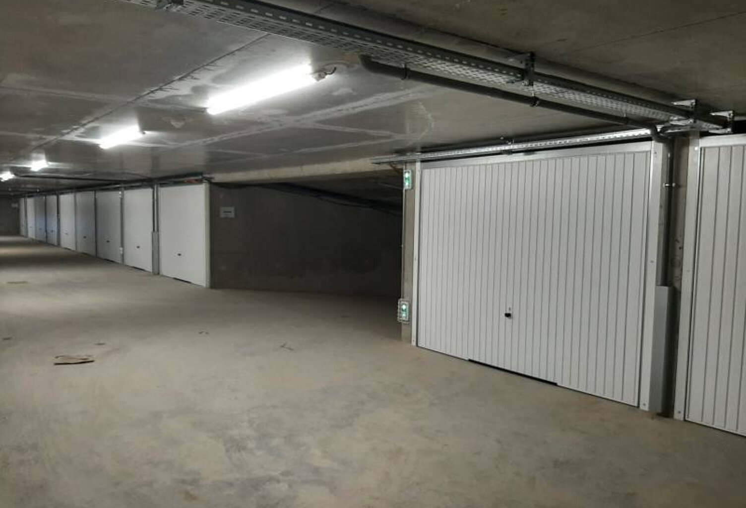 GARAGE A LOUER — photo 1