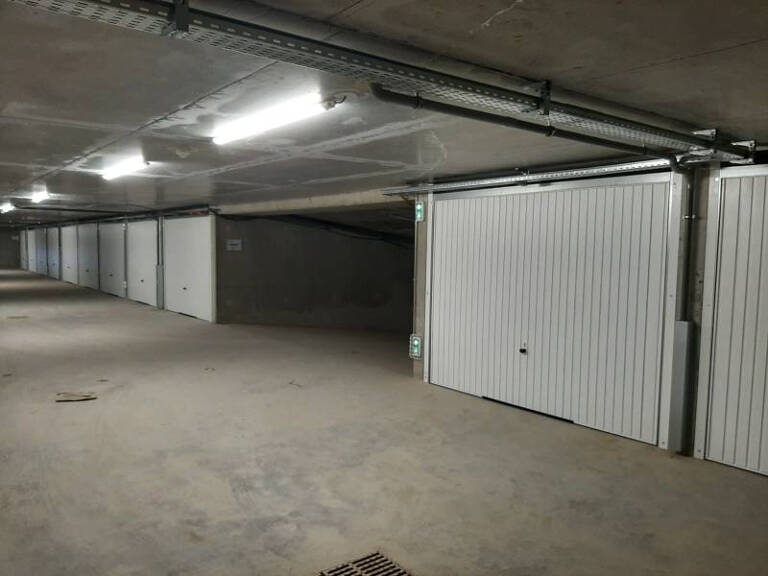 GARAGE A LOUER — photo 1