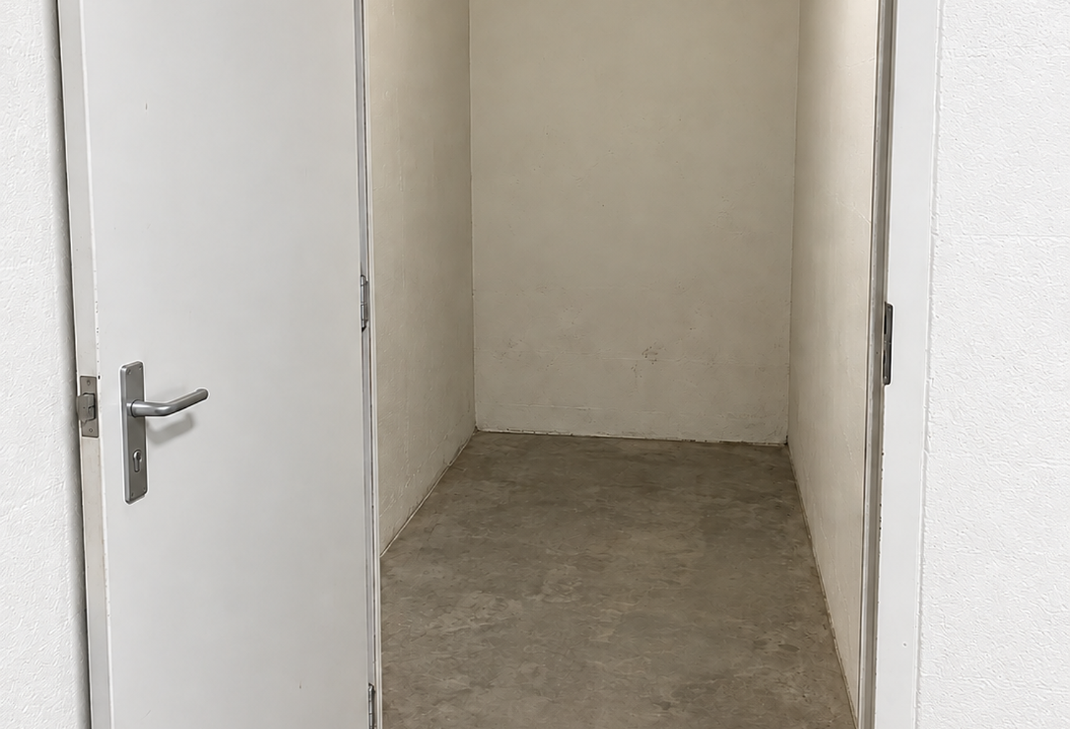 Vente Garage 3 m&sup2; — photo 1