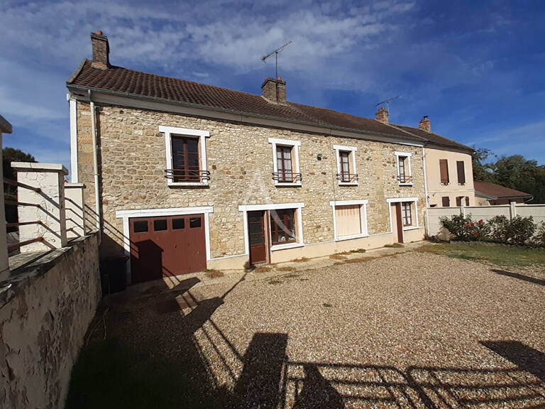 Maison Us — photo 1