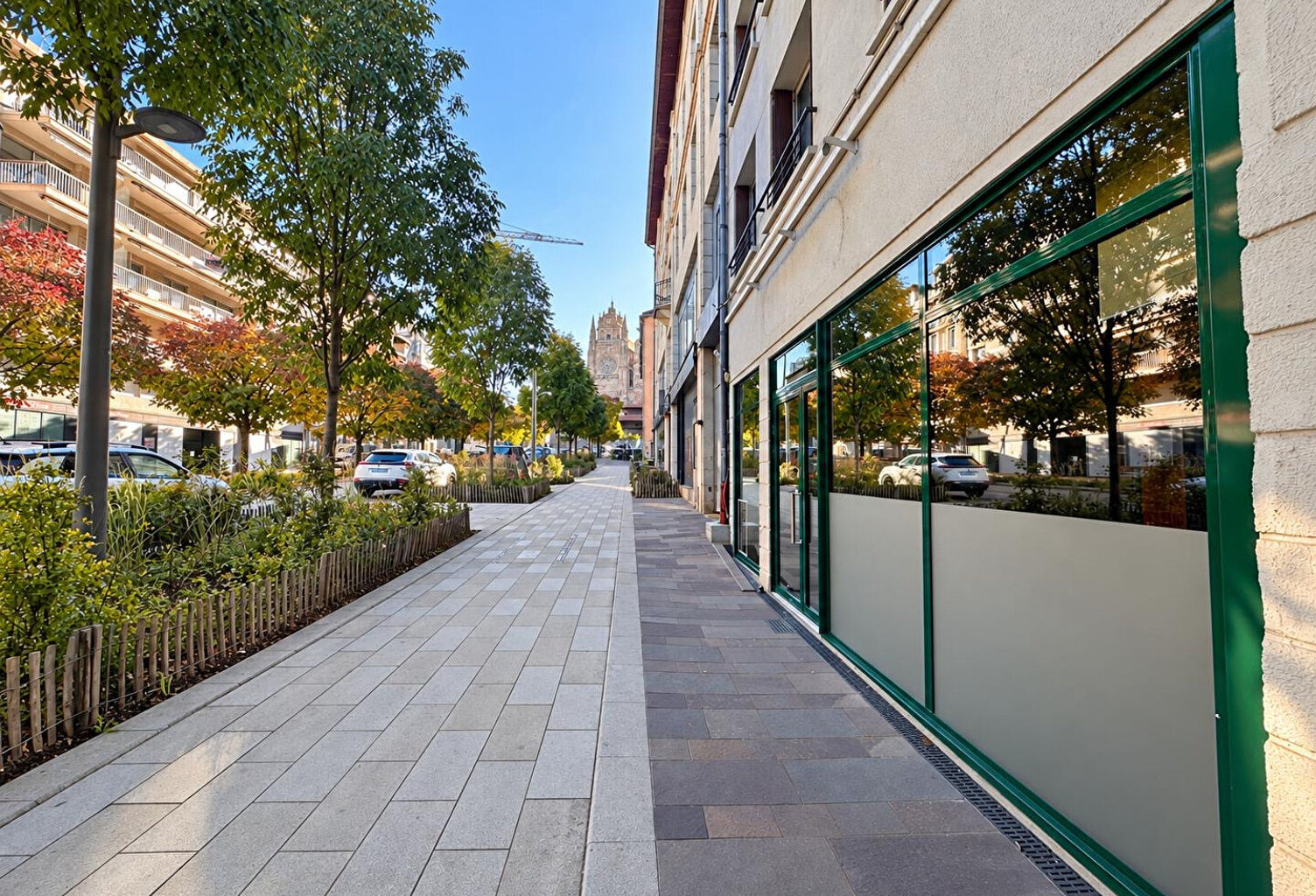 Local commercial - Avenue Victor Hugo — photo 1