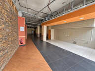 Local commercial - Avenue Victor Hugo — photo 4