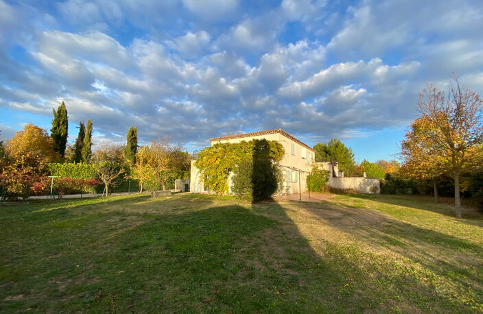 VILLA COUGOURDAN AIX EN PROVENCE - 4 pièce(s) - 109.8 m2 — photo 3