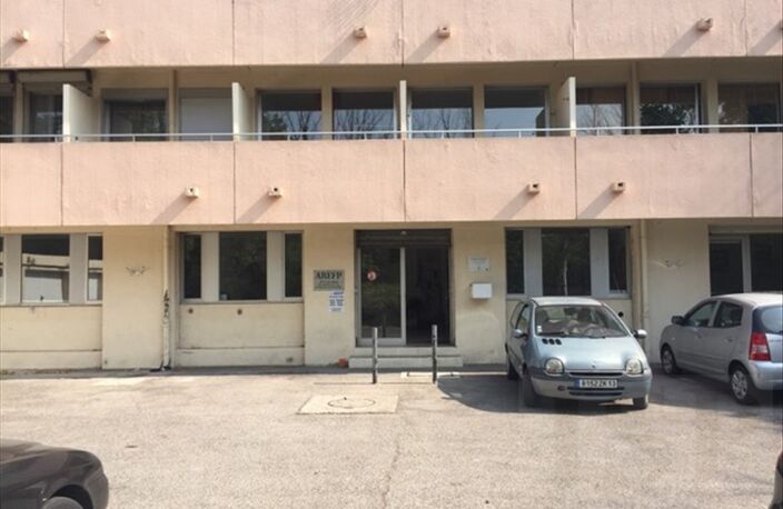 LOCAL BUREAU AIX EN PROVENCE - 103 m2 — photo 3