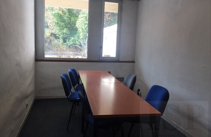 LOCAL BUREAU AIX EN PROVENCE - 103 m2 — photo 5