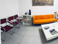 BUREAUX 108M² EGUILLES - PARKING 275 000 — photo 3
