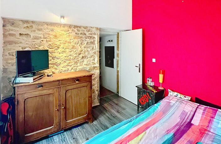 LYON 1 - SECTEUR TERREAUX / HÔTEL DE VILLE - T2 DE 53 M² AVEC MEZZANINE, AU CALME D'UNE TRABOULE — photo 4