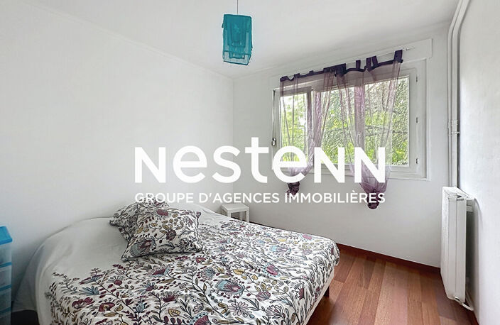 Appartement 4 pièces 3 chambres avec balcon cave et place de parking - 69500 BRON — photo 4