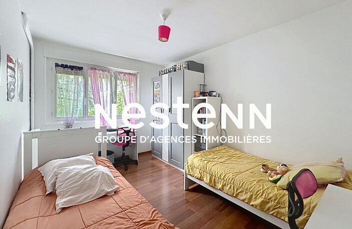 Appartement 4 pièces 3 chambres avec balcon cave et place de parking - 69500 BRON — photo 5