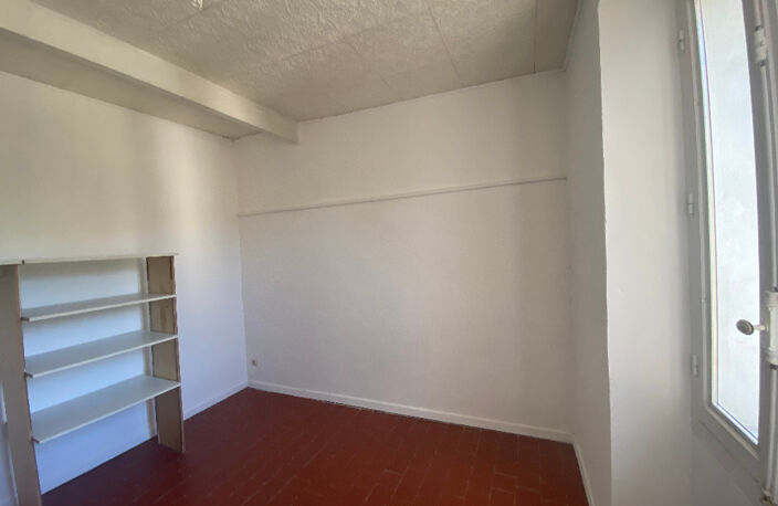 Petite maison de ville T3 mitoyenne — photo 5