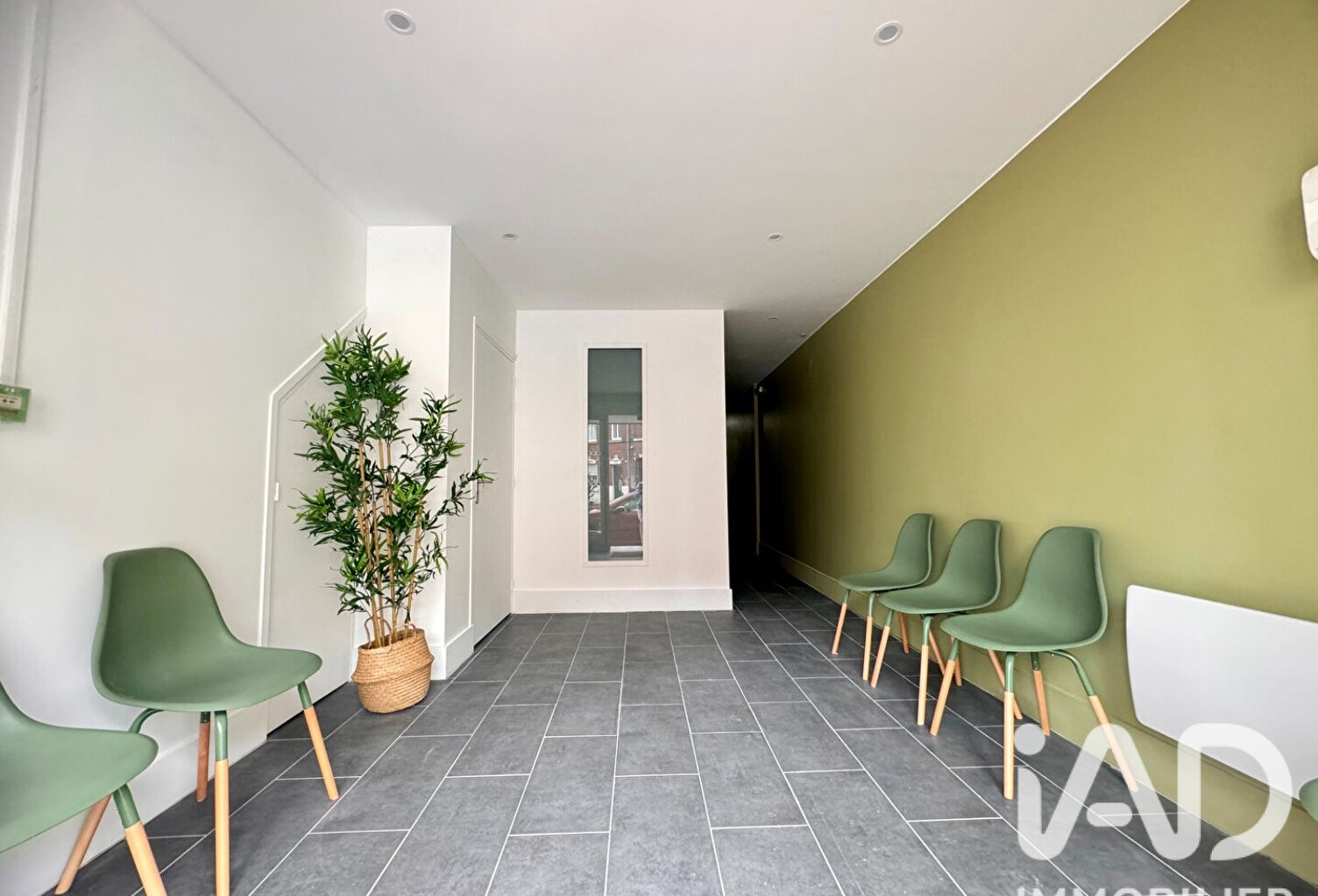Vente Boutique/Local commercial 65 m&sup2; — photo 1