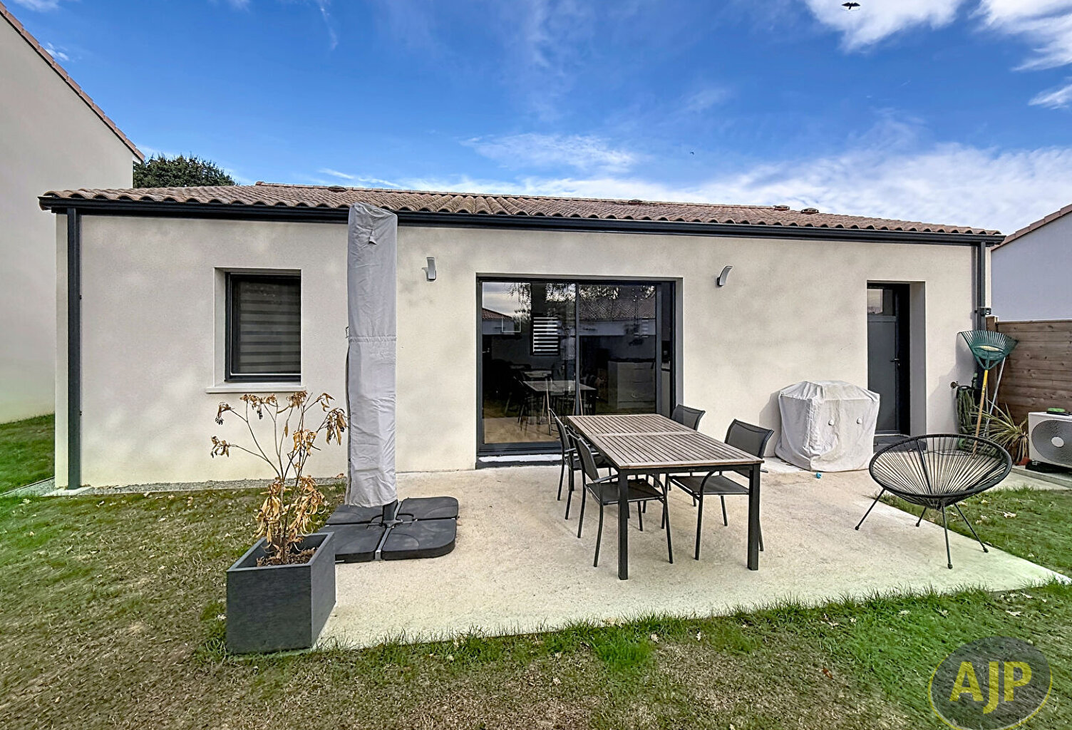 Maison Sainte Pazanne 4 pièce(s) — photo 1