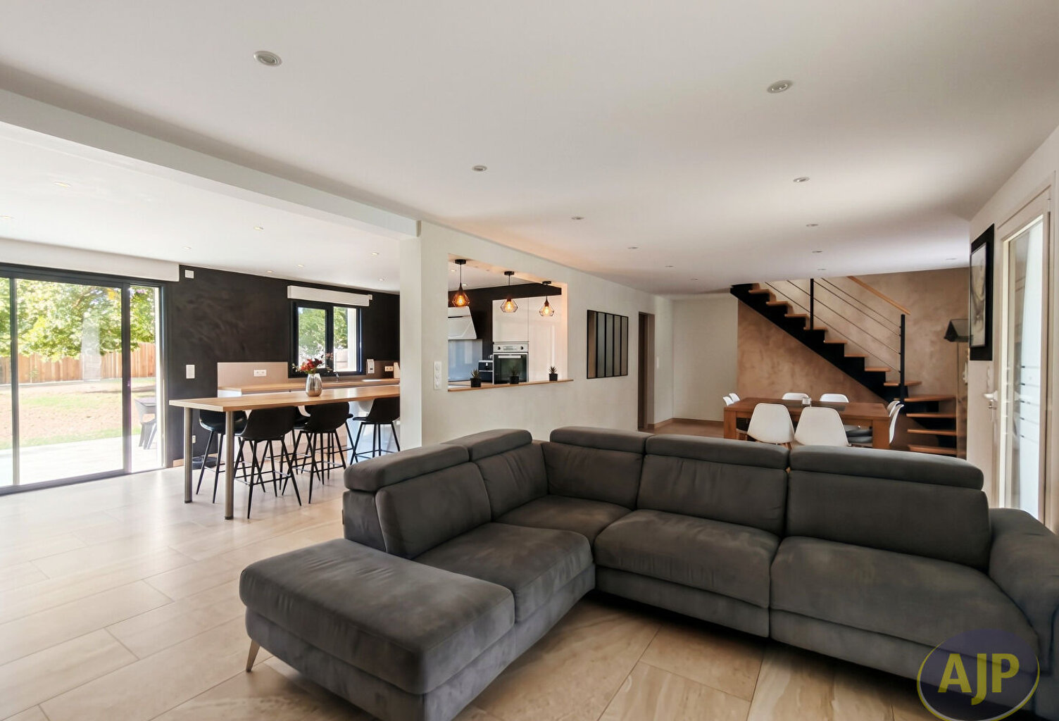 Maison 4 chambres (160 m²) — photo 1