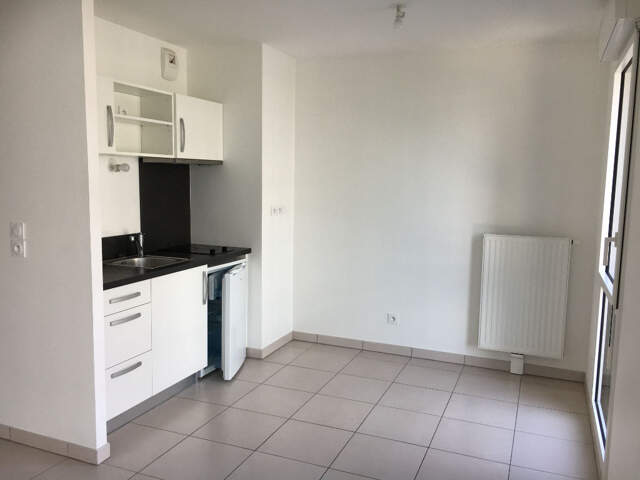 Nantes - Gare Sud, Mail Pablo Picasso - Appartement 1 pièce 31 m² — photo du bien
