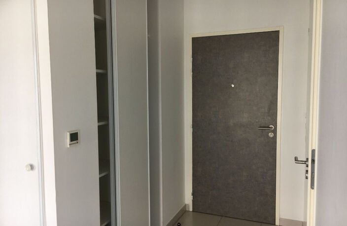 Nantes - Gare Sud, Mail Pablo Picasso - Appartement 1 pièce 31 m² — photo 2