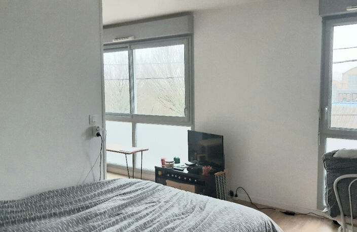 Nantes, Boulevard Jules Verne - Appartement 1 pièce 37.82m² — photo 3