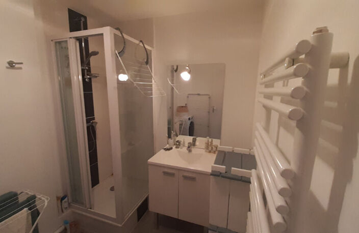 Nantes, Boulevard Jules Verne - Appartement 1 pièce 37.82m² — photo 4