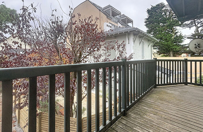T3 DUPLEX  STYLE MAISON TRIANGLE D'OR — photo 4