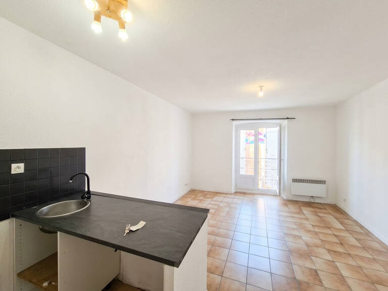 A VENDRE APPARTEMENT DE TYPE 2 DANS LE CENTRE DE MARTIGUES — photo 1