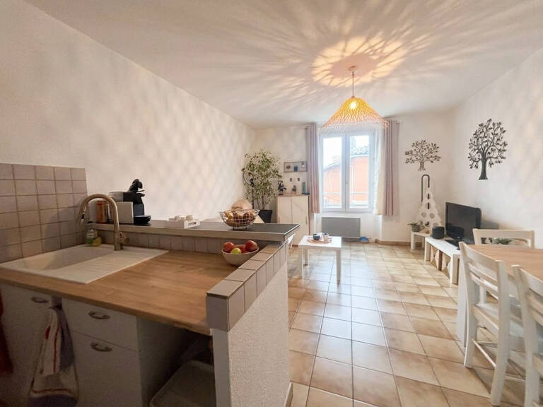 A VENDRE APPARTEMENT DE TYPE 2 DANS LE CENTRE DE MARTIGUES — photo 1