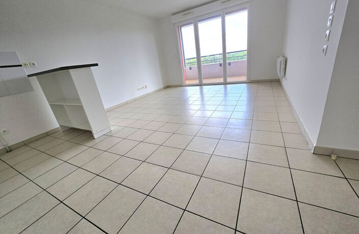 Toulouse 31100 Quartier des Pradettes , SANS FRAIS AGENCE T3 récent de 63.80m²  avec terrasse de 5.58m² parking en sous sol — photo 3